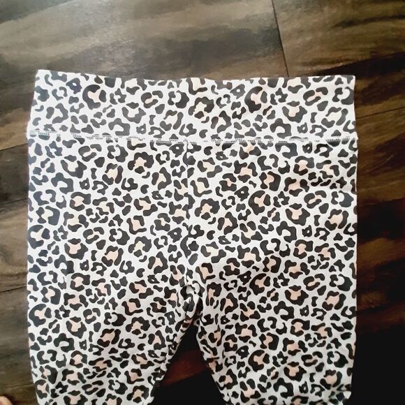 Wild Fable pink black sz XL leopard yoga leggings - Picture 2 of 4